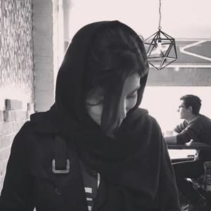 Meet your Posher, Faeze